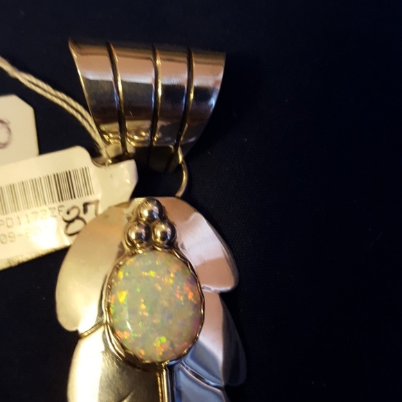 *SOLD* Feather pendant - Picture 2 of 3